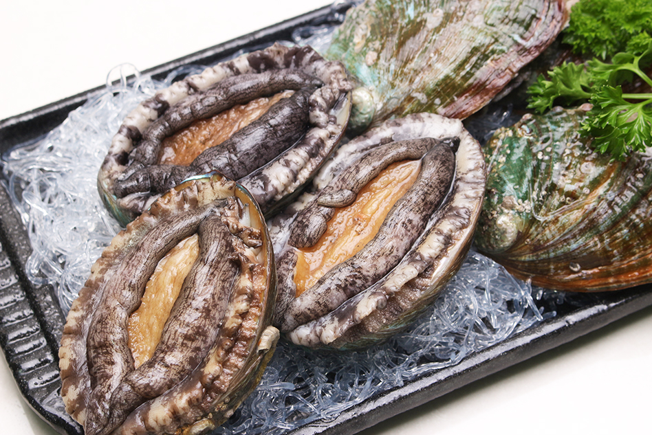 冷凍ブランチングあわび　70/79　１P10粒入り(800ｇ)