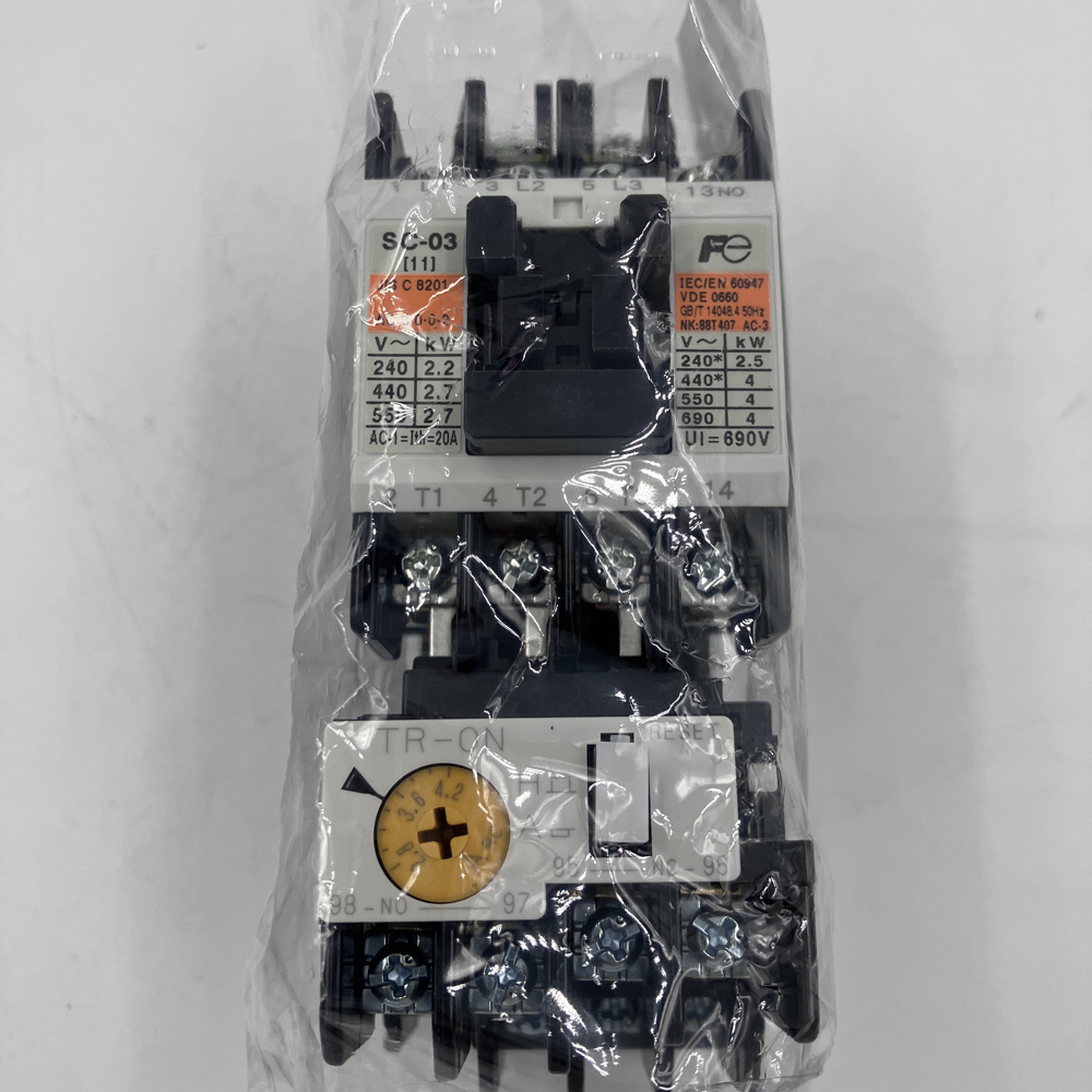 電磁開閉器　SW-03 2.8-4.2A