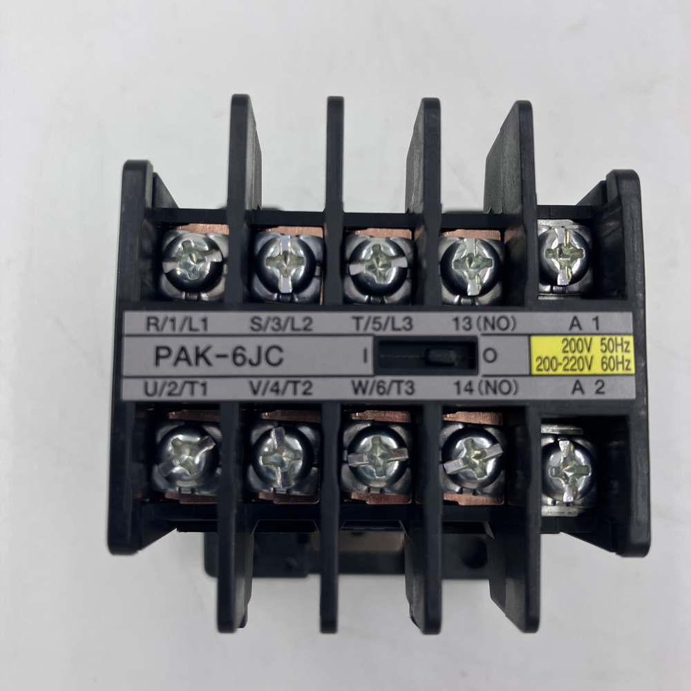 電磁接触器　PAK-6JC