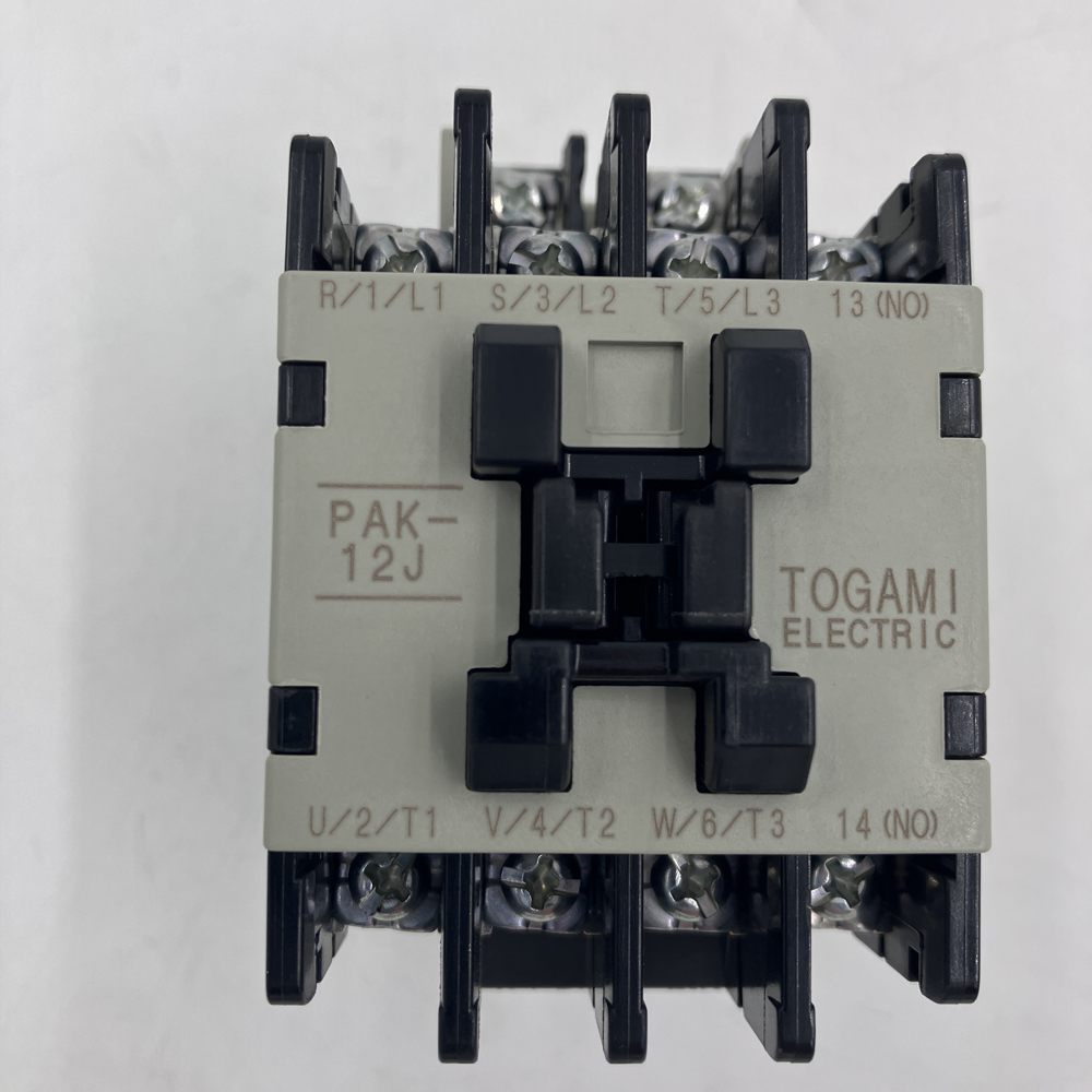 電磁接触器　PAK-12J