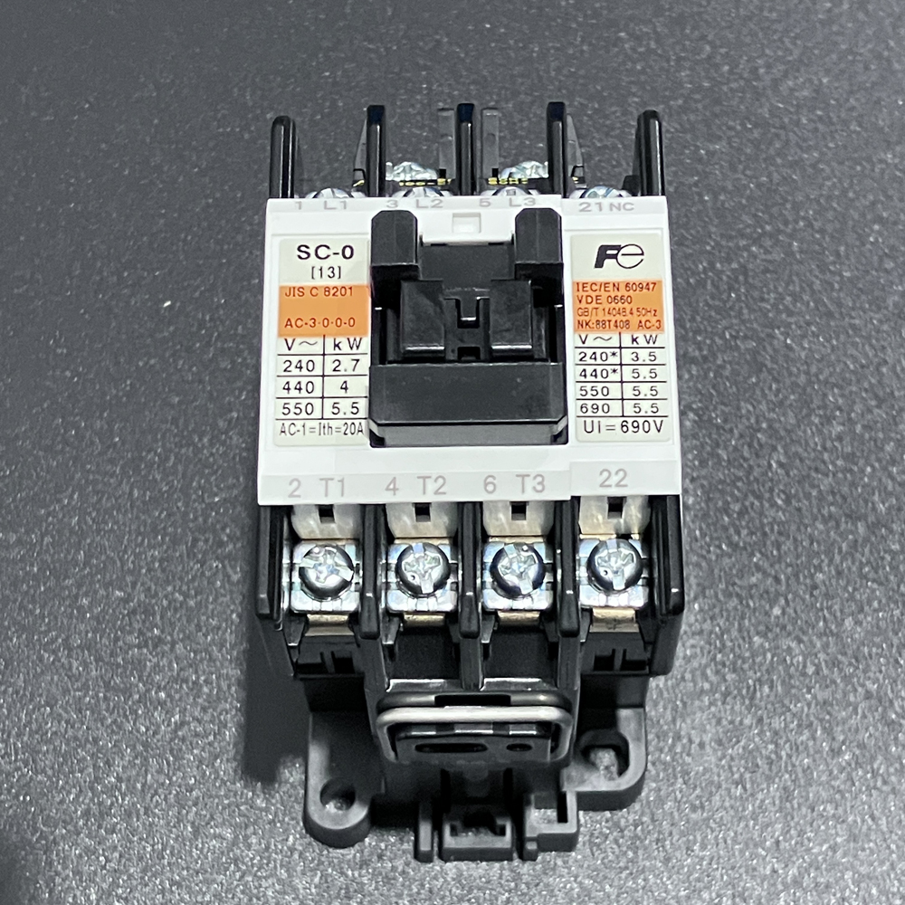 電磁接触器　SC-O (3A1B)