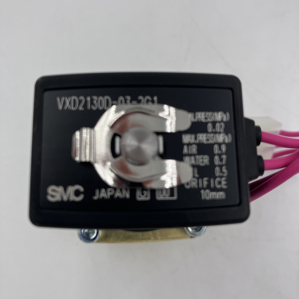 ２ポート電磁弁　VXD2130D-03-2G ｺﾈｸﾀﾂｷ