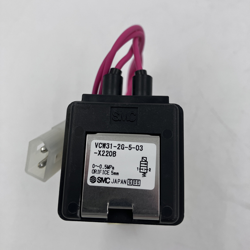 ２ポート電磁弁　VCW31-2G-5-03-X220B+ｺﾈｸﾀ