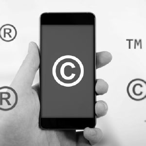 SNS広告を出す前に知っておくべき「商標・著作権」のマークとは?