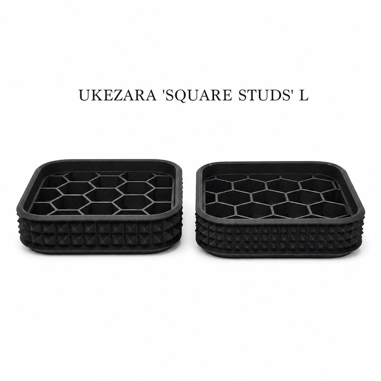 UKEZARA ‘SQUARE STUDS‘ L