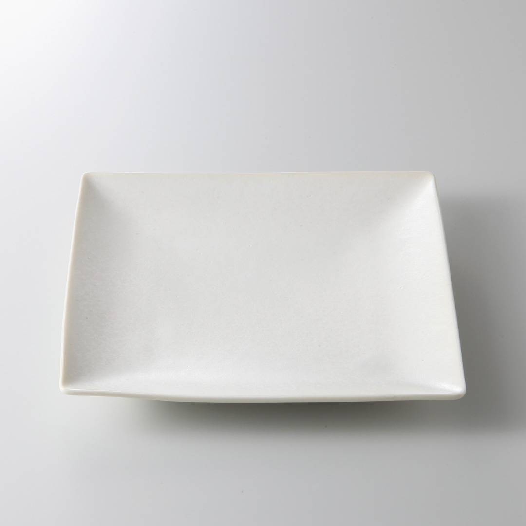 オフホワイト20㎝スクエアプレート