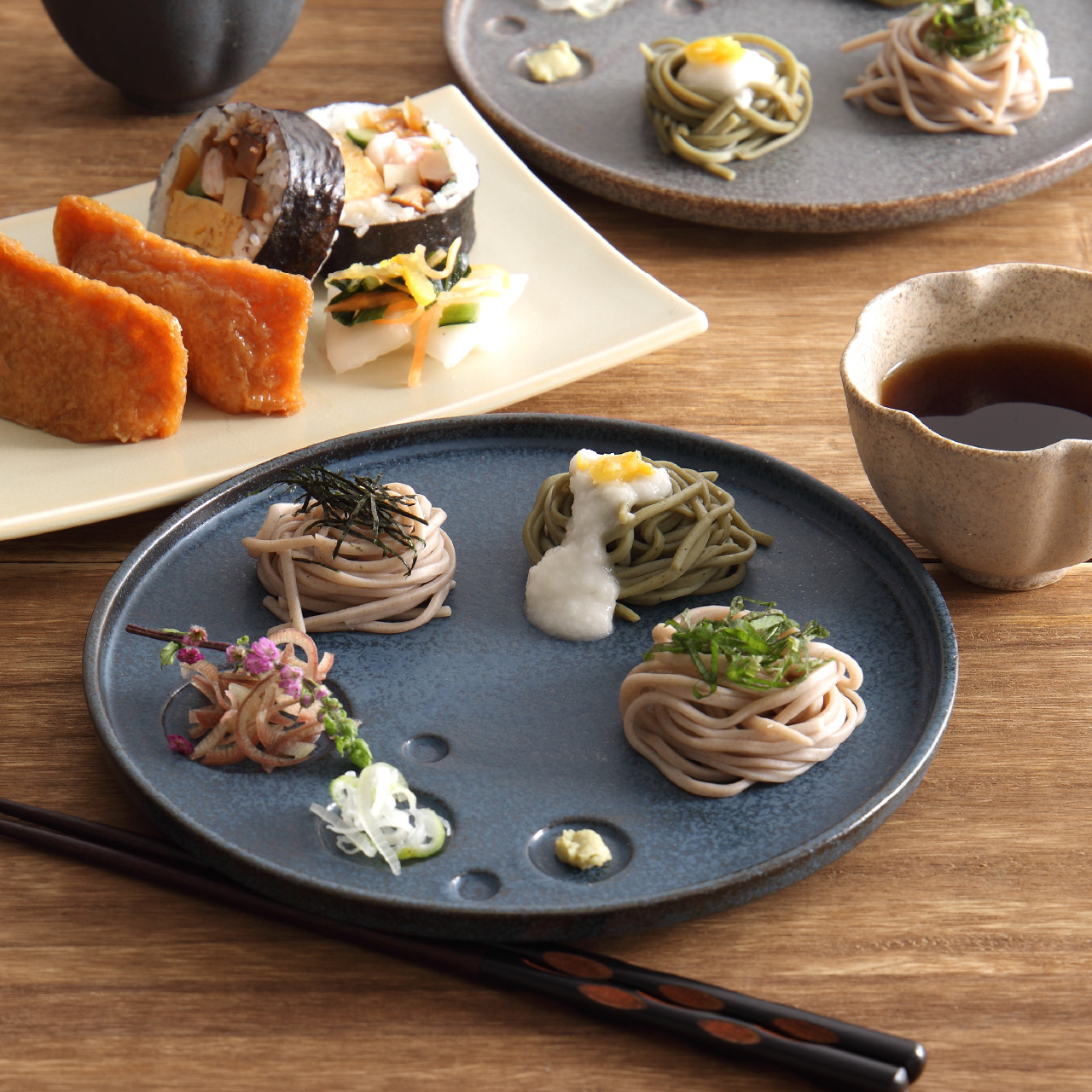 ニ入子膳　シルバー　漆 箸 布張り 朱/黒 【メール便対応可】木製 漆塗り 12-17004/17005