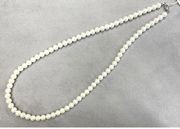 N209928 8㎜ﾊﾟｰﾙﾈｯｸﾚｽ WH