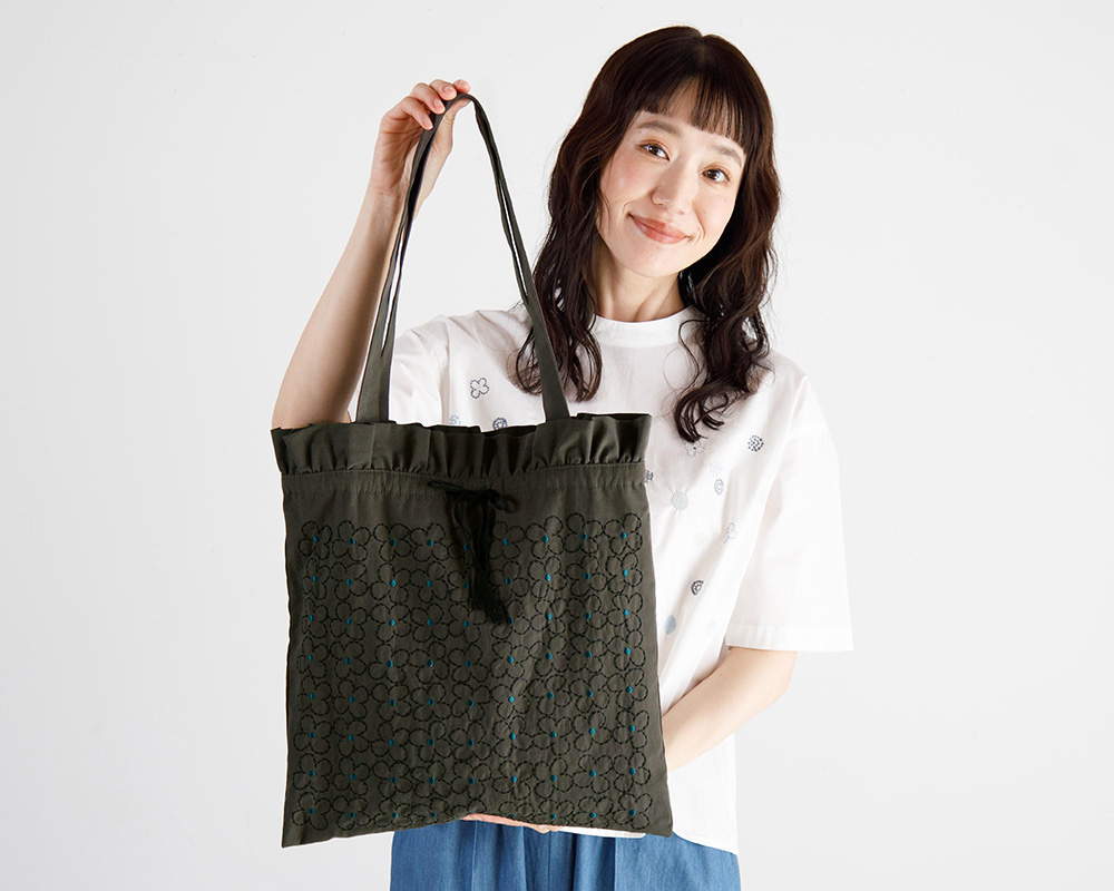 つながりお花刺繍ﾊﾞｯｸﾞ