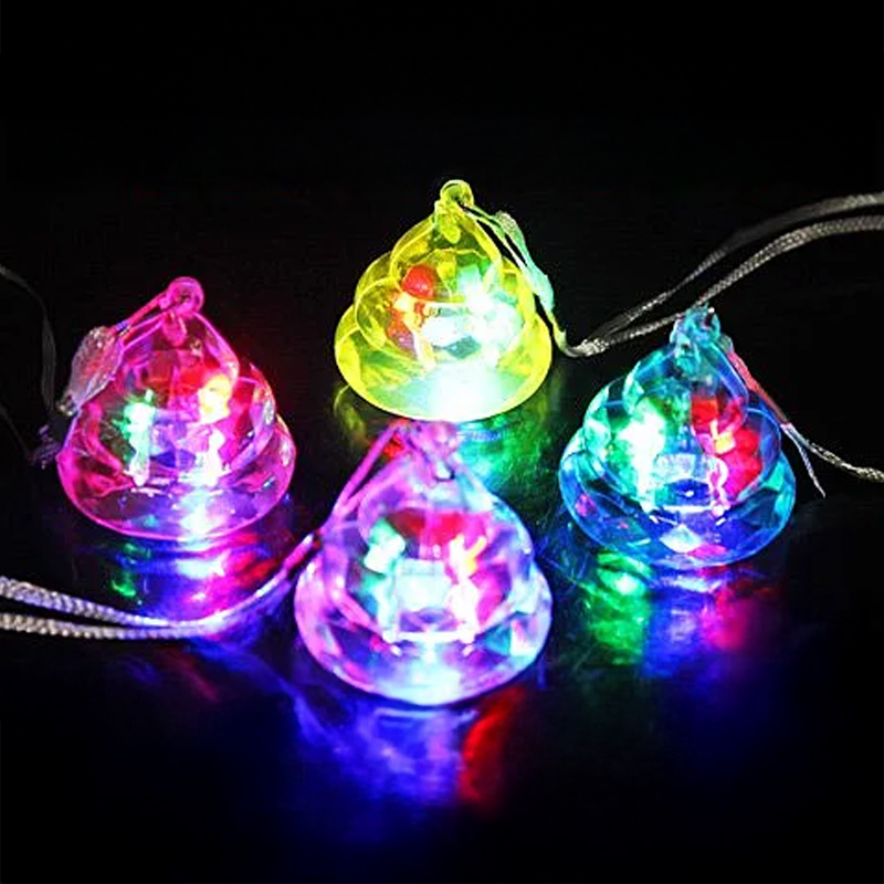 ピカッとうんちペンダント