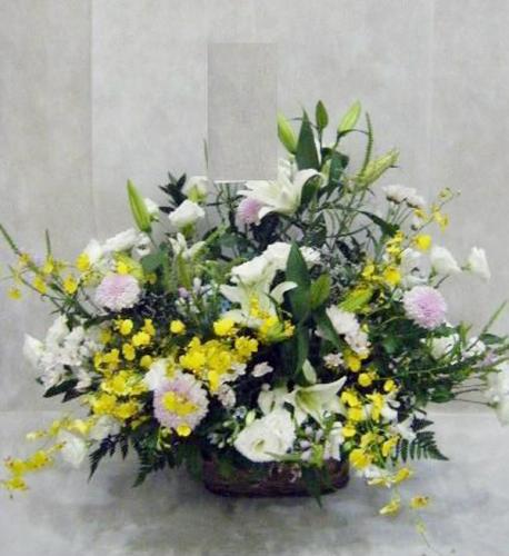 【自社配送】【ご自宅お届け専用】お悔み（枕花・後飾りの供花）