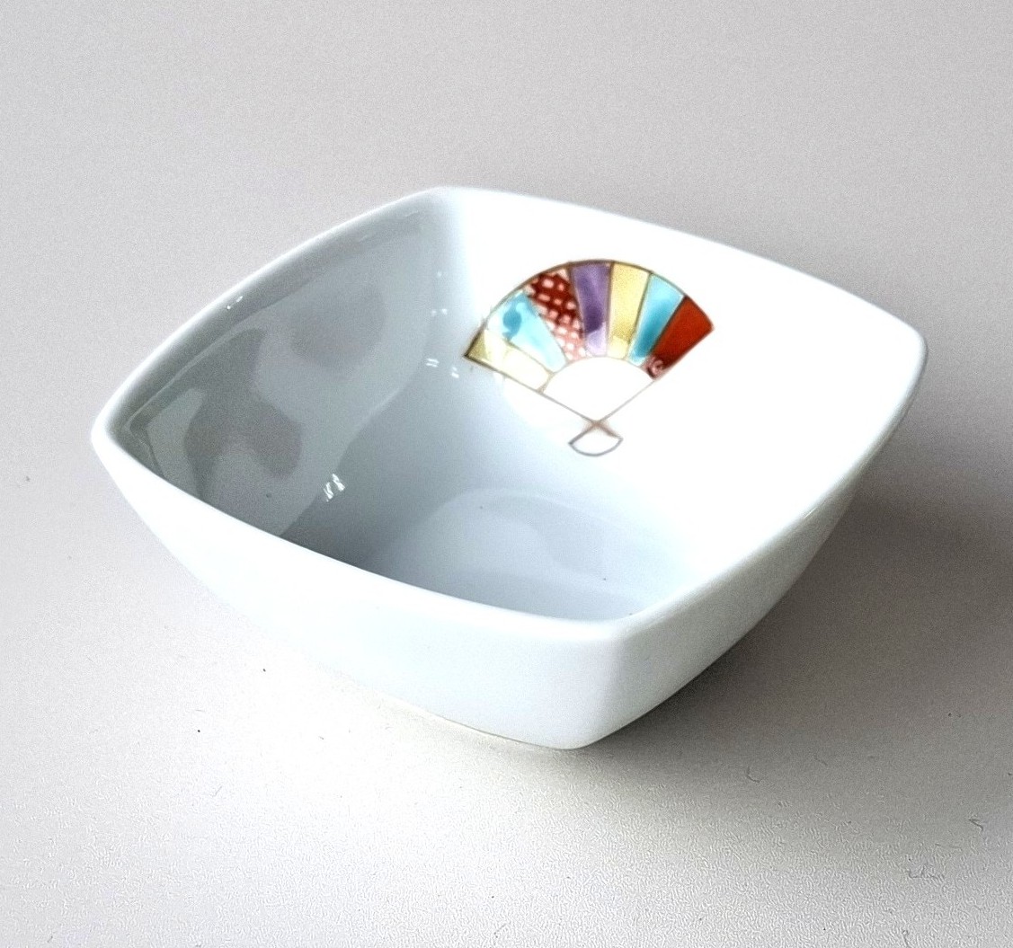 色絵扇　角小付