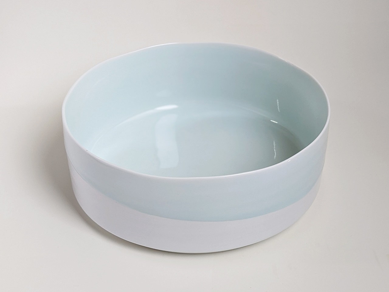 青白釉流し大鉢