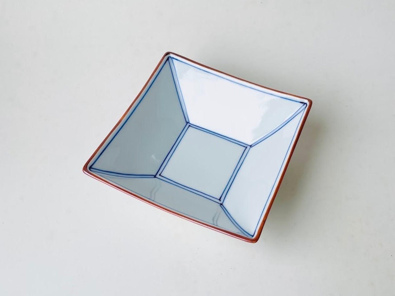 渕錆間取り線四寸角鉢