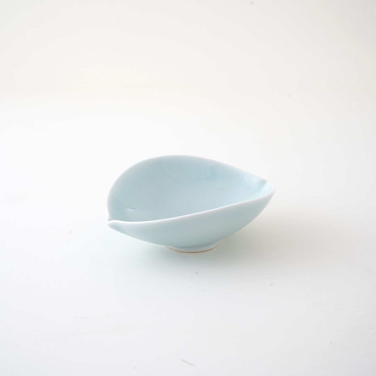 青白磁レモン型仲付