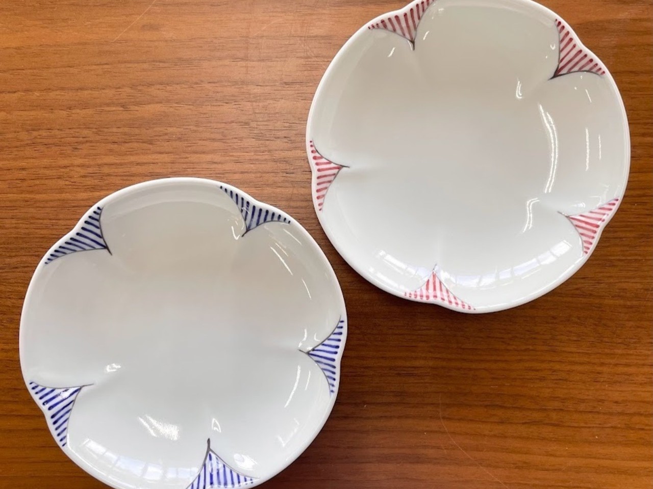 輪花十草花型取皿(赤)