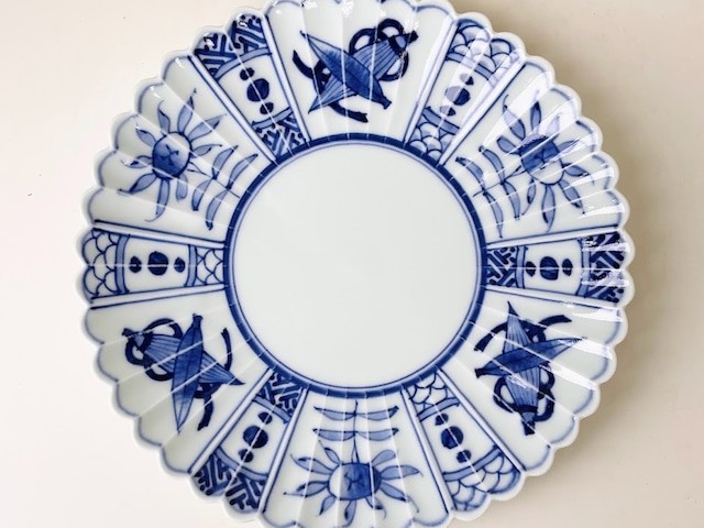 染付芙蓉手18cm菊型皿