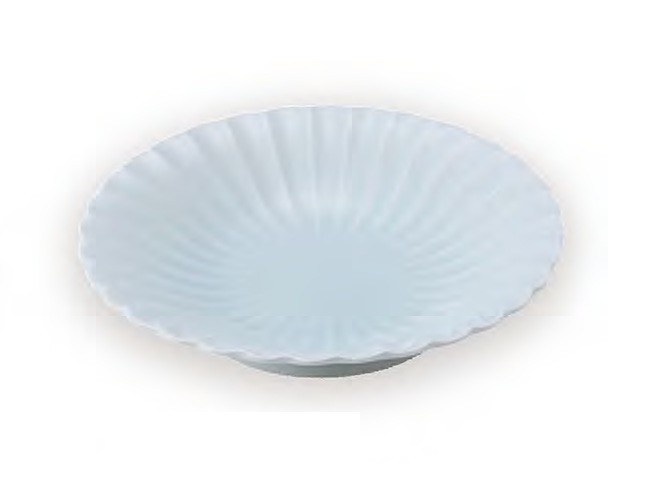 青白磁菊彫五寸皿