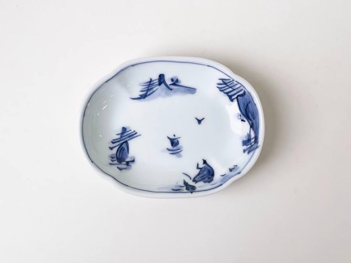 山水楕円小皿