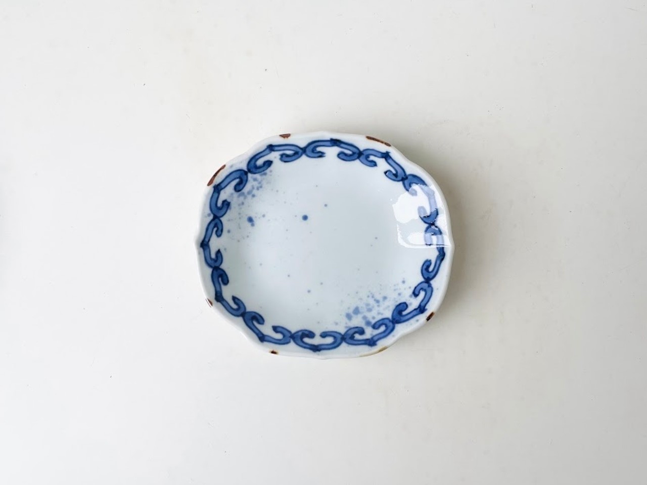 染付瑞雲　四方輪花三・五寸皿