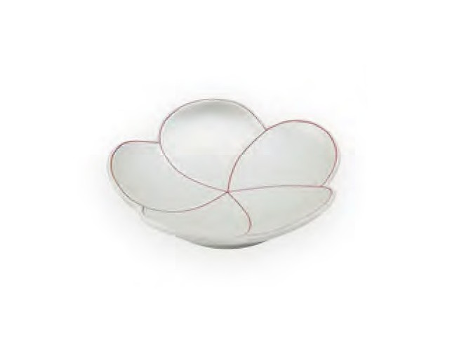 錦捻り銀梅型小皿