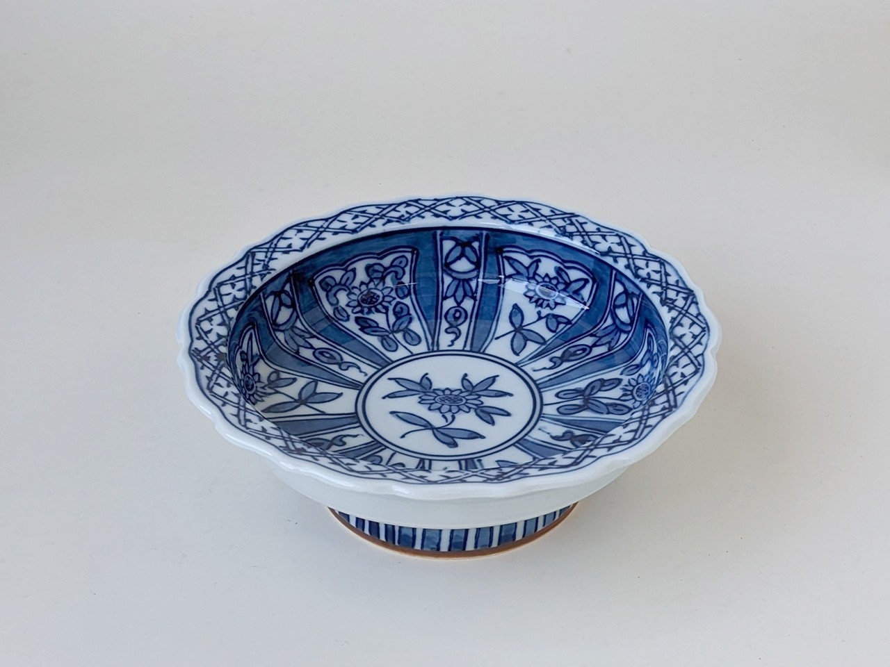 古染花割向付(鉢)