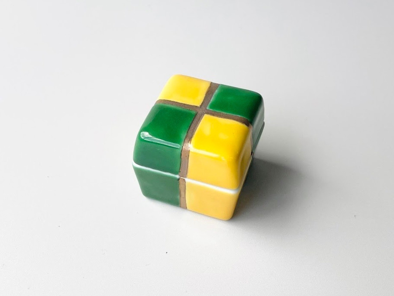 黄・緑市松箱型珍味入