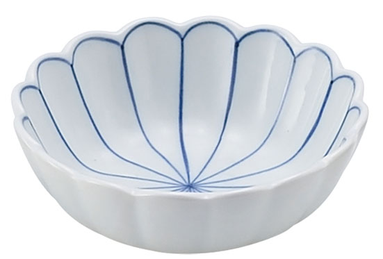 染付筋入菊割菊型小鉢