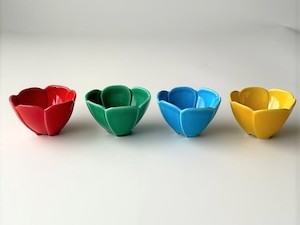 赤釉彩花型小付(大)