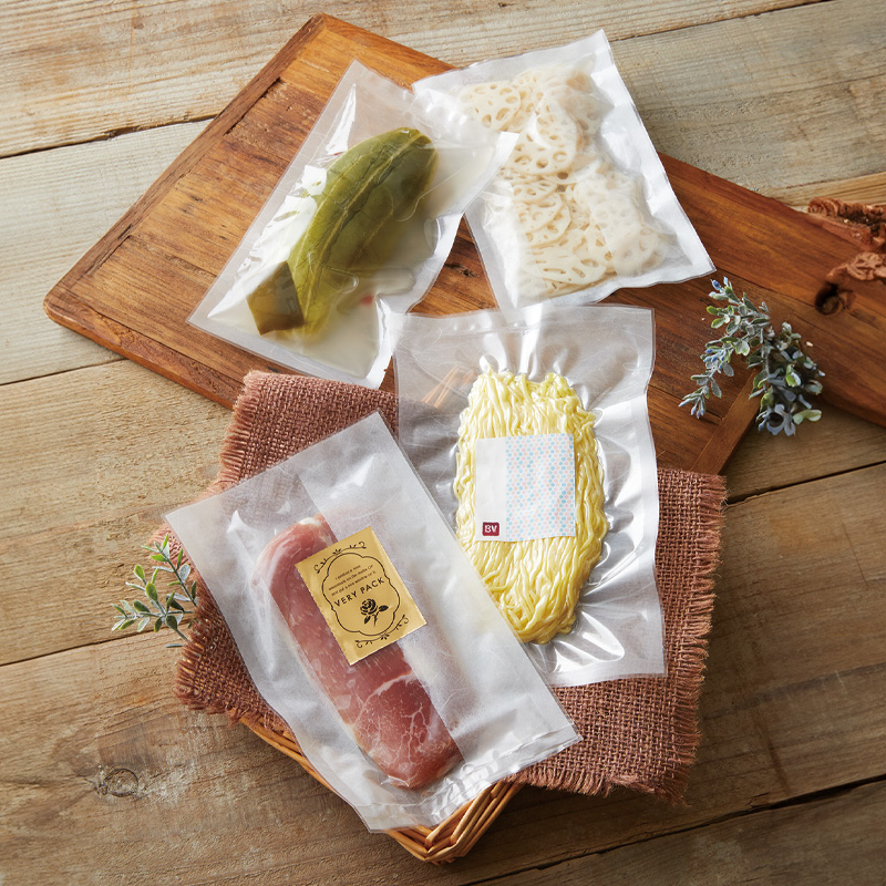 BW・SBWタイプ｜脱酸素剤使用可・ボイル・冷凍・真空包装／雲流／(片面部分透明:SBWのみ)／三方袋／ベリーパック