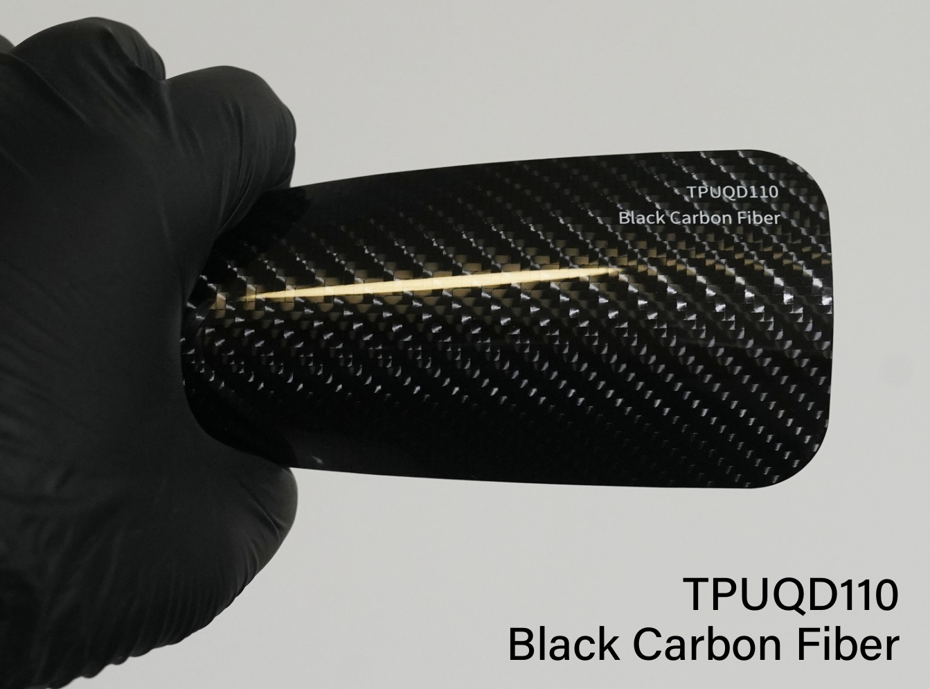 ＴＰＵＱＤ１１０　Black　Carbon　Ｆｉｂｅｒ