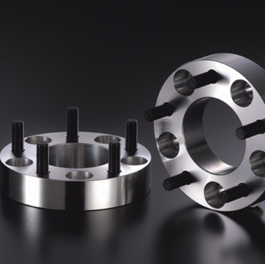 デジキャン ワイドトレッドスペーサー   P.C.D 150 5H 対応 ボルトピッチ 1.5 ランドクルーザー100/200系用 　スペーサー厚30mm