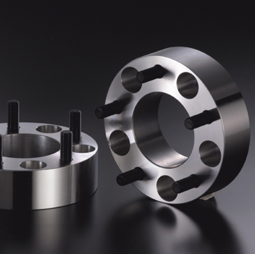 デジキャン ワイドトレッドスペーサー   P.C.D 114.3 5H 対応 ボルトピッチ 1.5/1.25 　スペーサー厚40mm