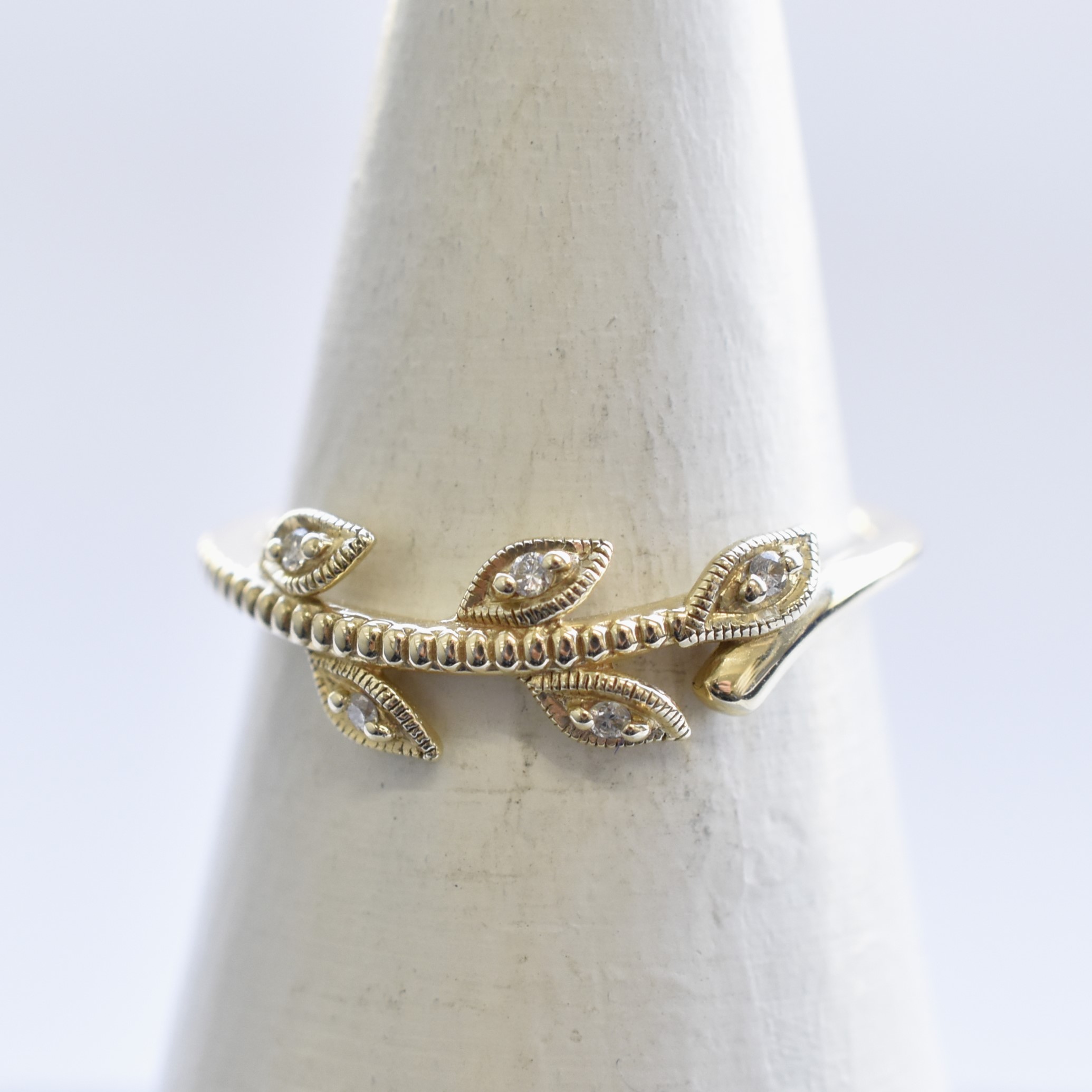 【109R0334】K10YG　鑽石　小植物　戒指（ダイヤモンド　小枝　リング）