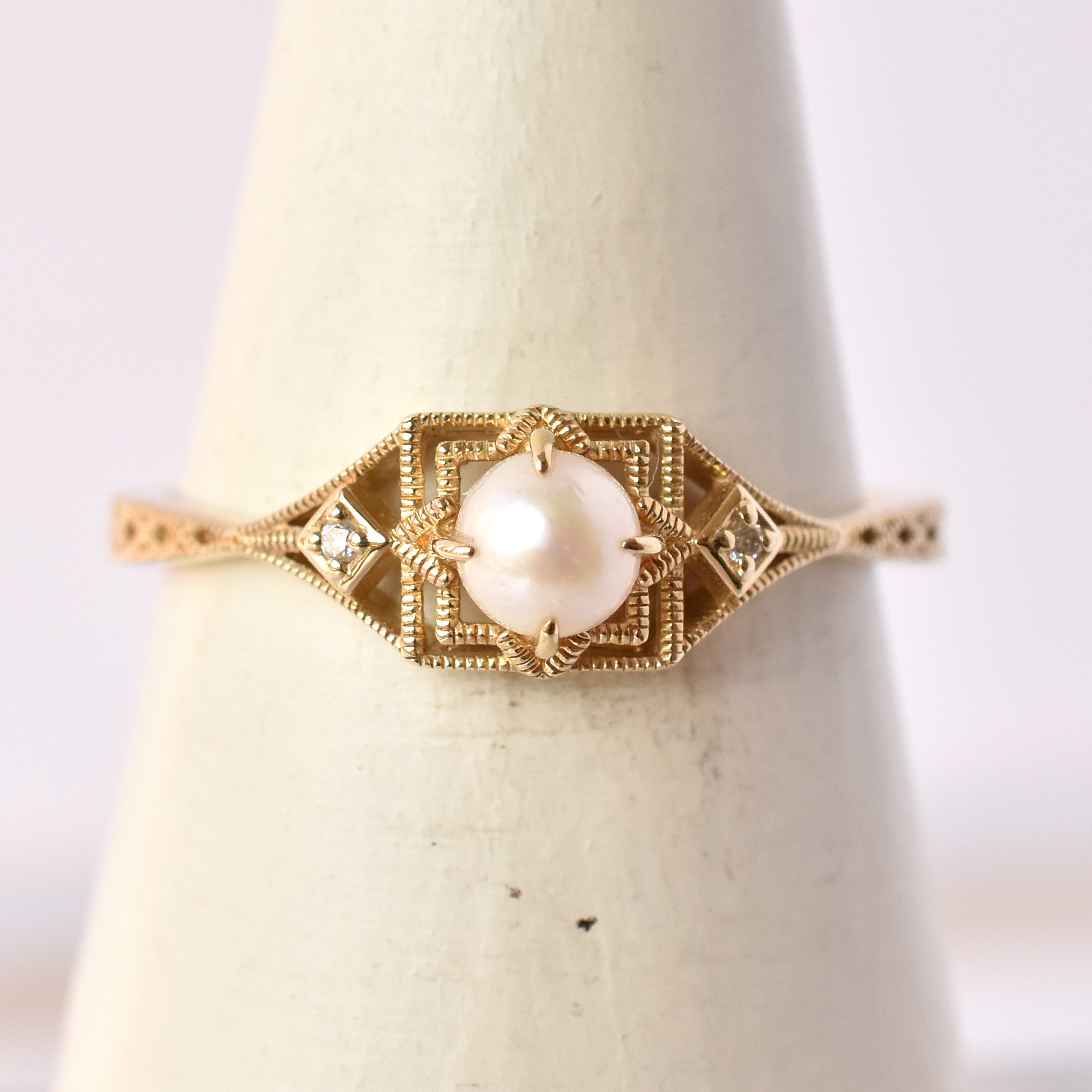 【109R0353-TY】K10YG　阿古屋珍珠＆鑽石　戒指（アコヤパール＆ダイヤモンド　リング）