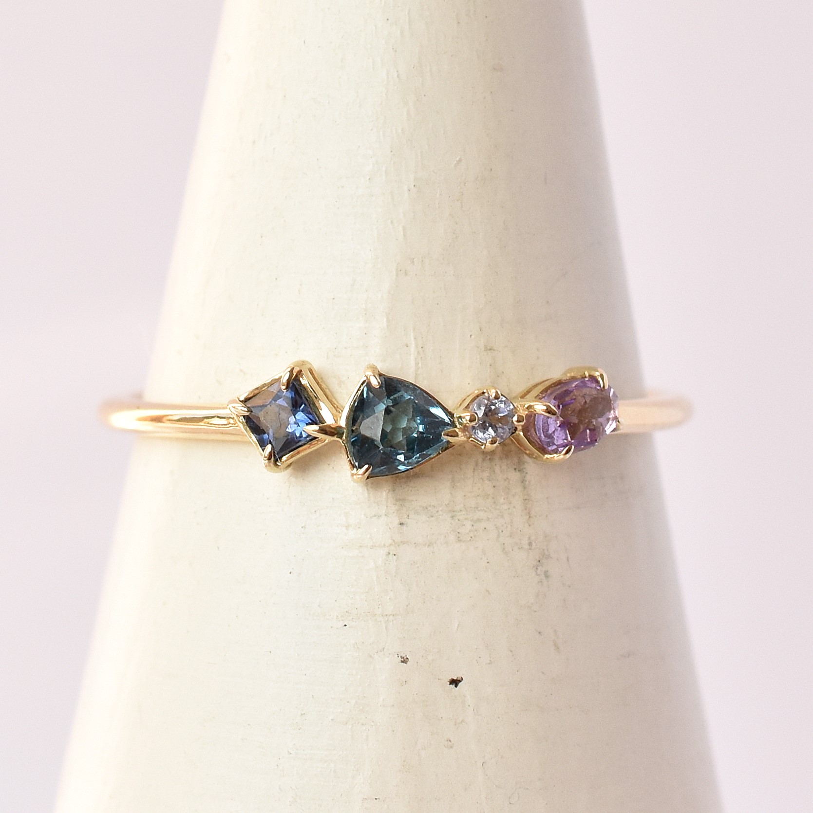 【109R0361】K10YG　藍色系彩寶(4種)　戒指（カラーストーン(ブルー系4種)　リング）