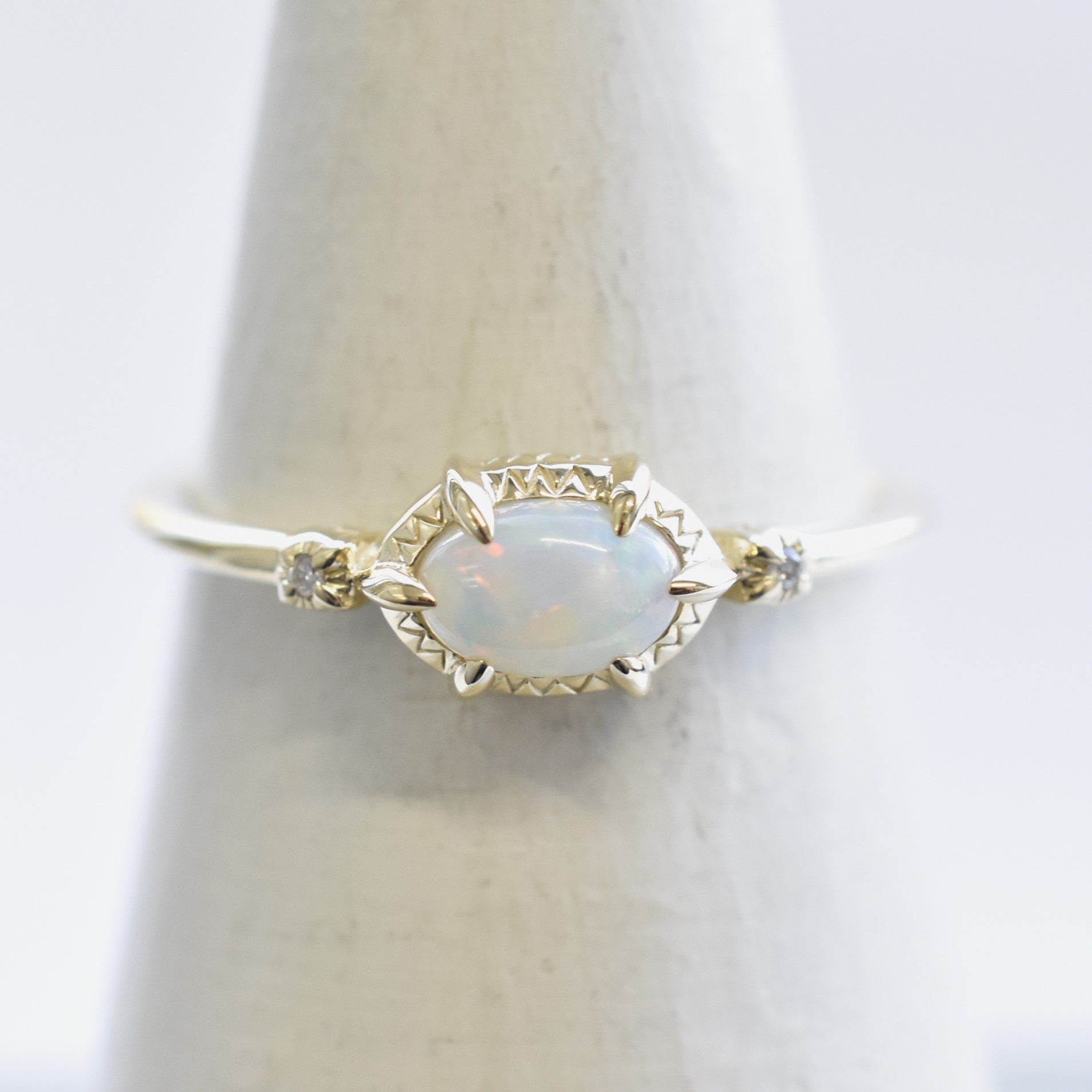 【109R0366-TY】K10YG　蛋白石＆鑽石　戒指（オパール＆ダイヤモンド　リング）