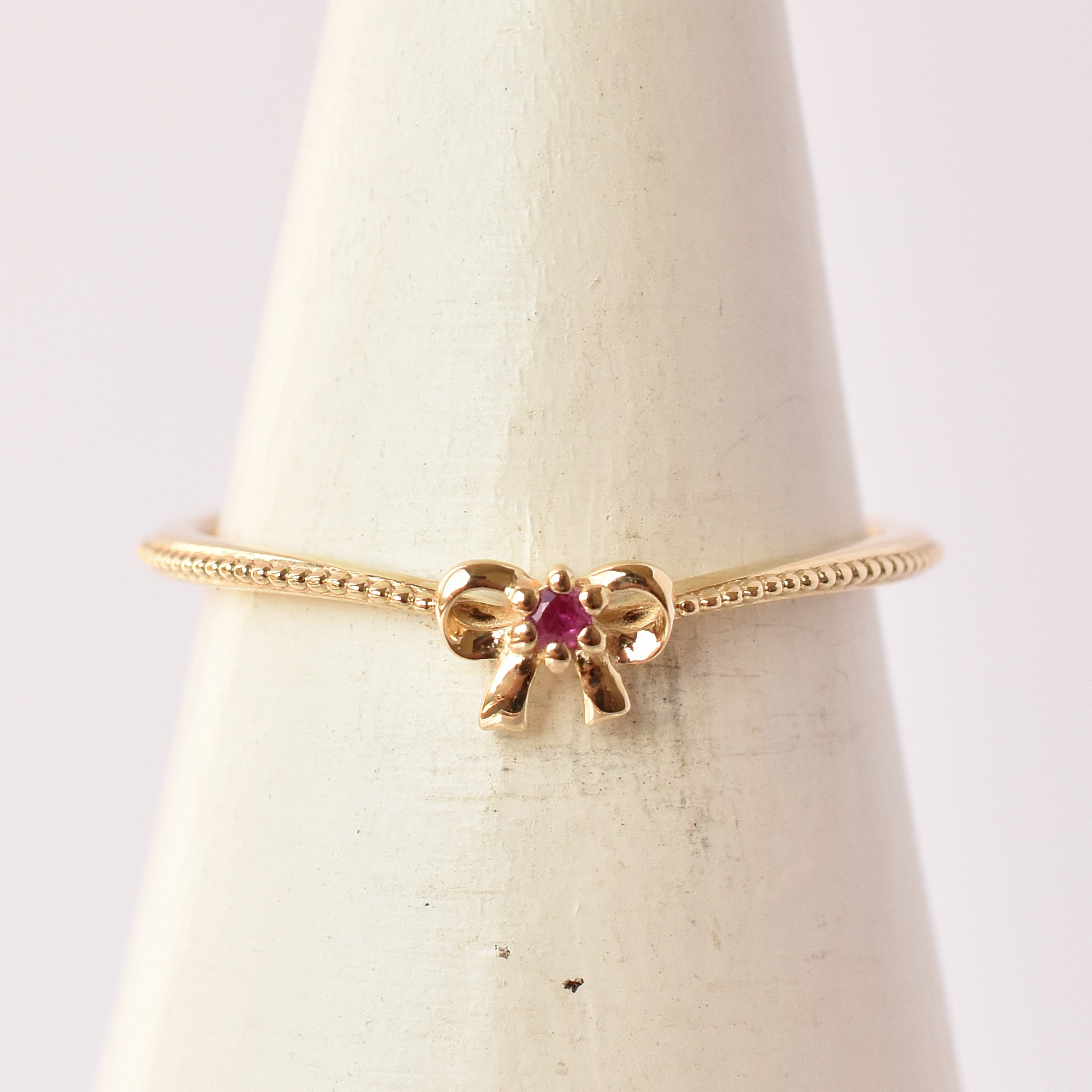 【109R0368-RB】K10YG　紅寶石　蝴蝶結　戒指（ルビー　リボン　リング）