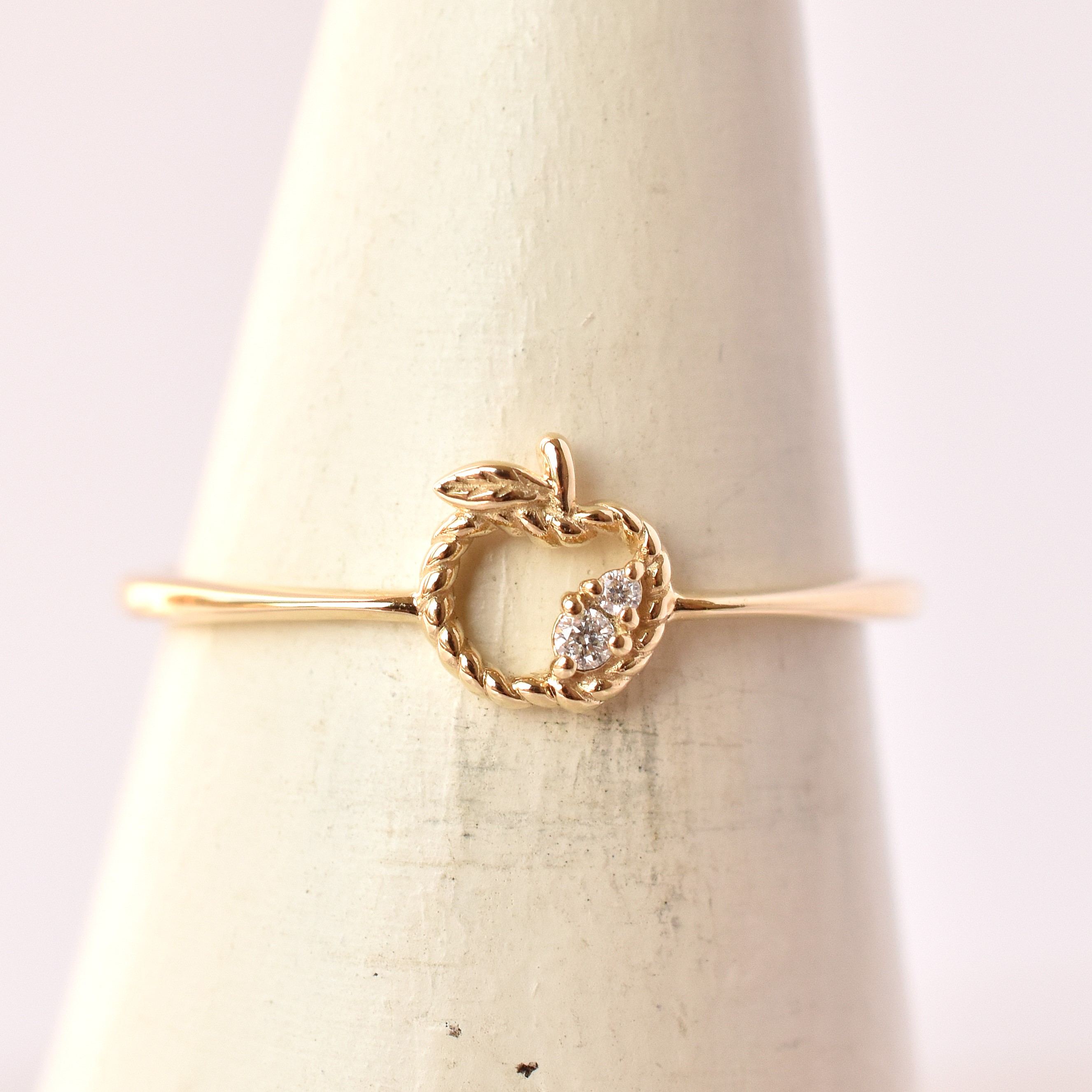 【109R0372】K10YG　鑽石　蘋果　戒指（ダイヤモンド　リンゴ　リング）