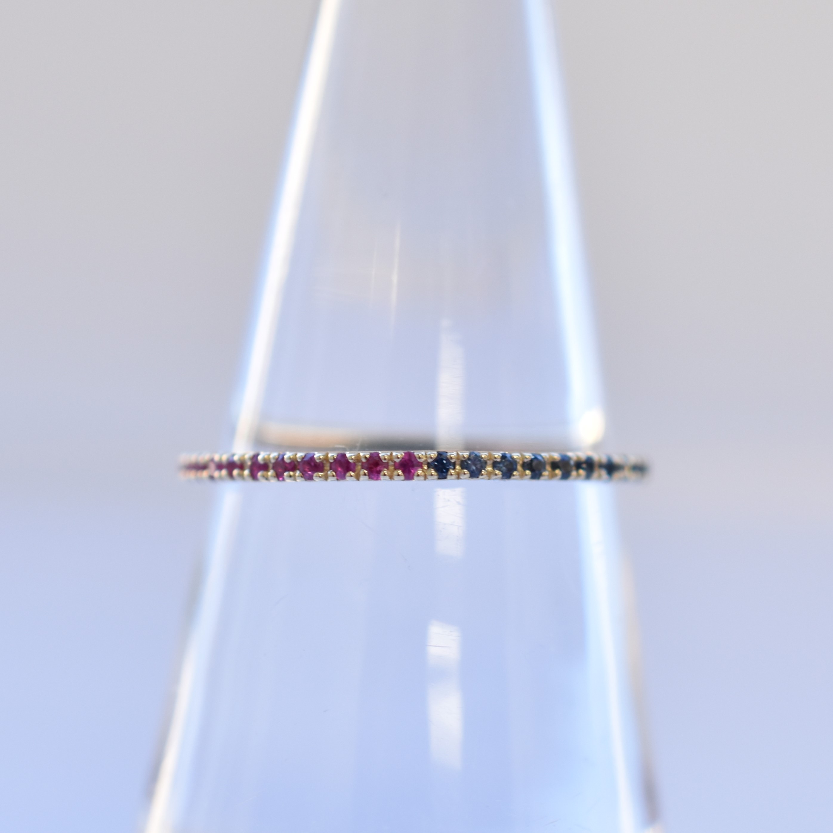 【109R0384-11-1】K10YG　紅寶石＆藍寶石　整圈　戒指（ルビー＆サファイア　フルエタニティ　リング）