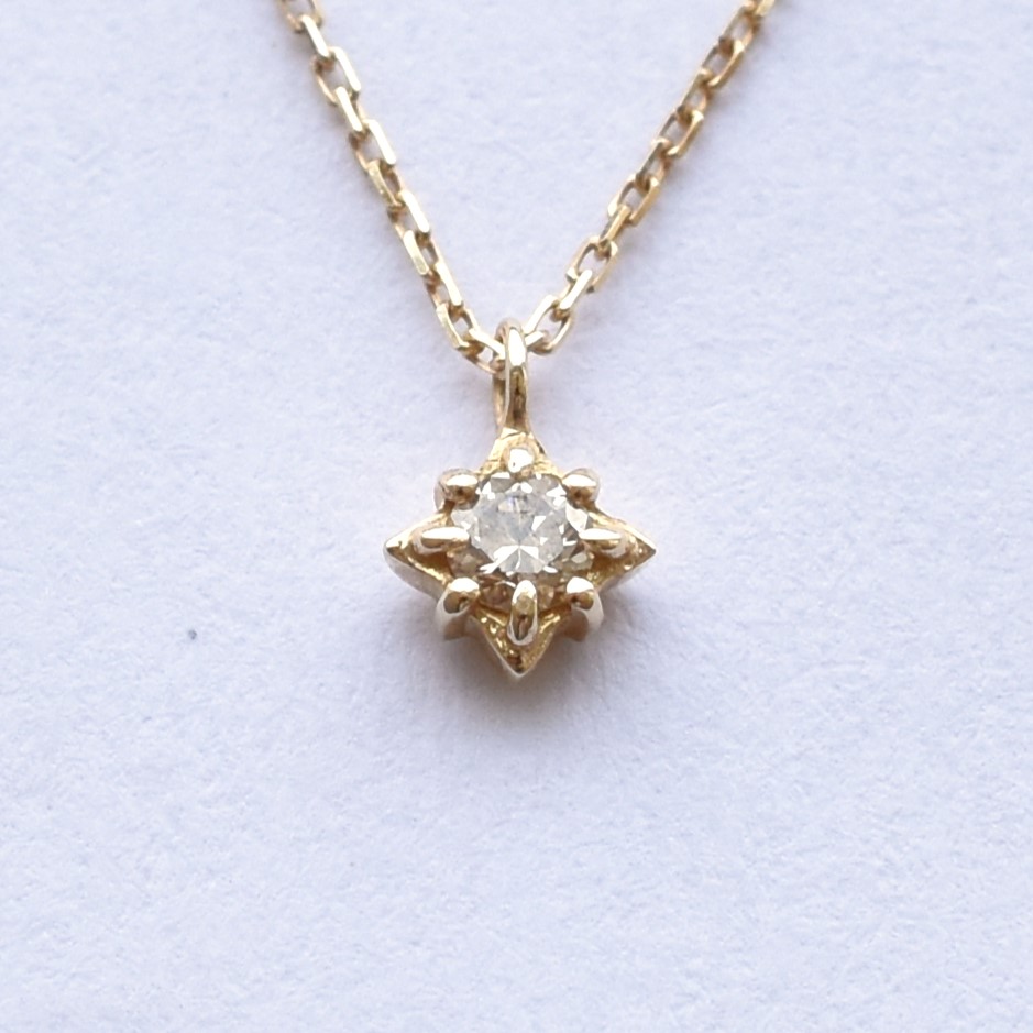 【109N0074-TTLB-TY】K10YG　鑽石　項錬（ダイヤモンド　ネックレス）