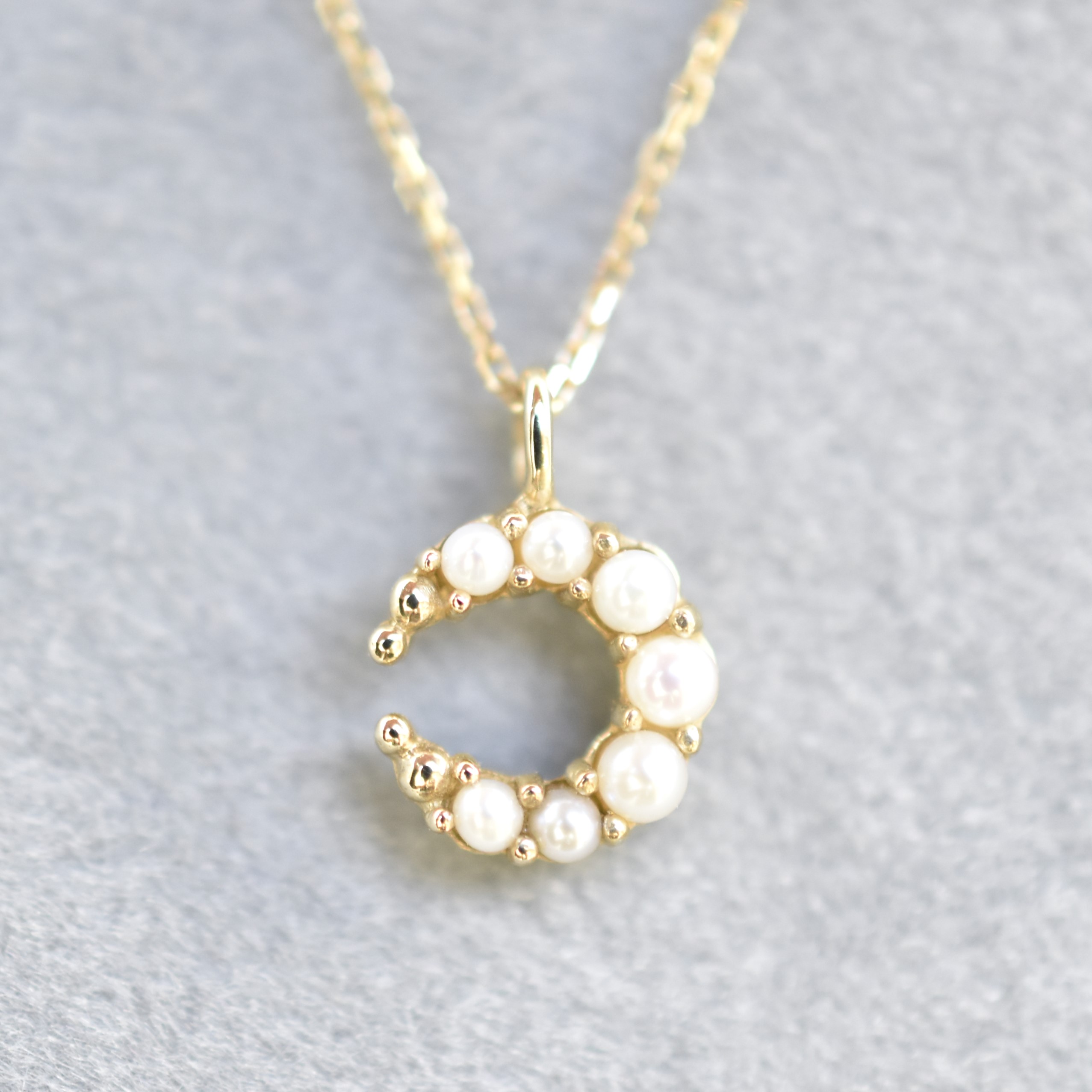 【109P0174】K10YG　淡水珍珠　月亮　項錬（淡水パール　月　ネックレス）