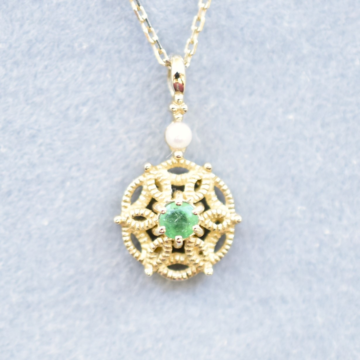 【109P0419-EMF】K10YG　祖母綠＆淡水珍珠　項錬（エメラルド＆淡水パール　ネックレス）