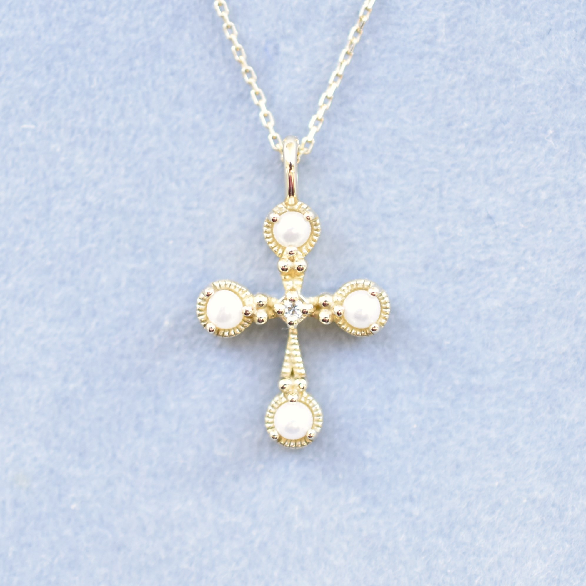 【109P0440】K10YG　淡水珍珠＆鑽石　十字架　項錬（淡水パール＆ダイヤモンド　十字架　ネックレス）