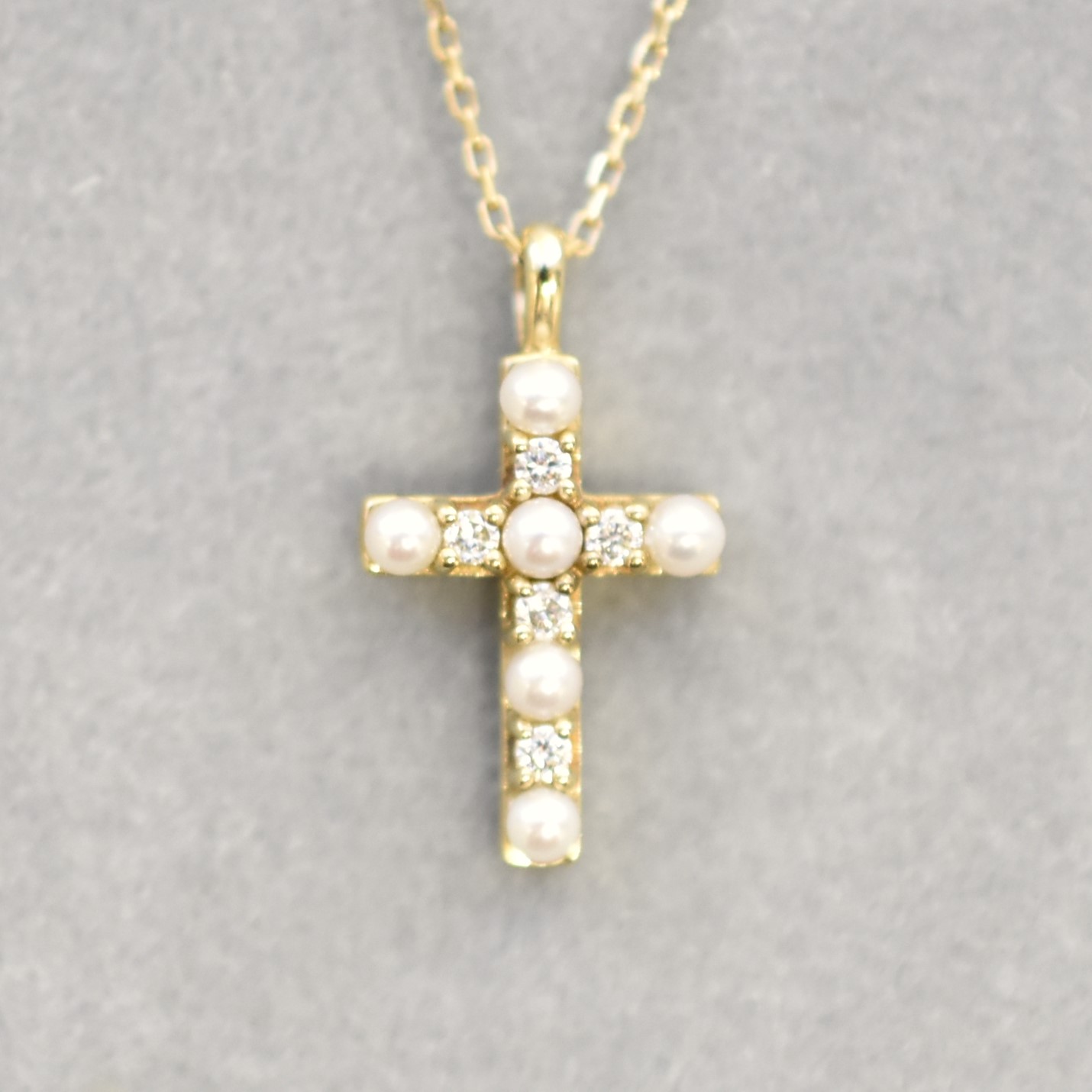 【109P0489】K10YG　淡水珍珠＆鑽石　十字架　項錬（淡水パール＆ダイヤモンド　十字架　ネックレス）