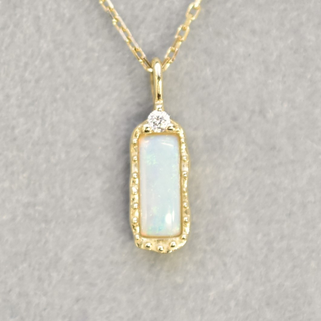 【109P0590-OP】K10YG　蛋白石＆鑽石　項錬（オパール＆ダイヤモンド　ネックレス）