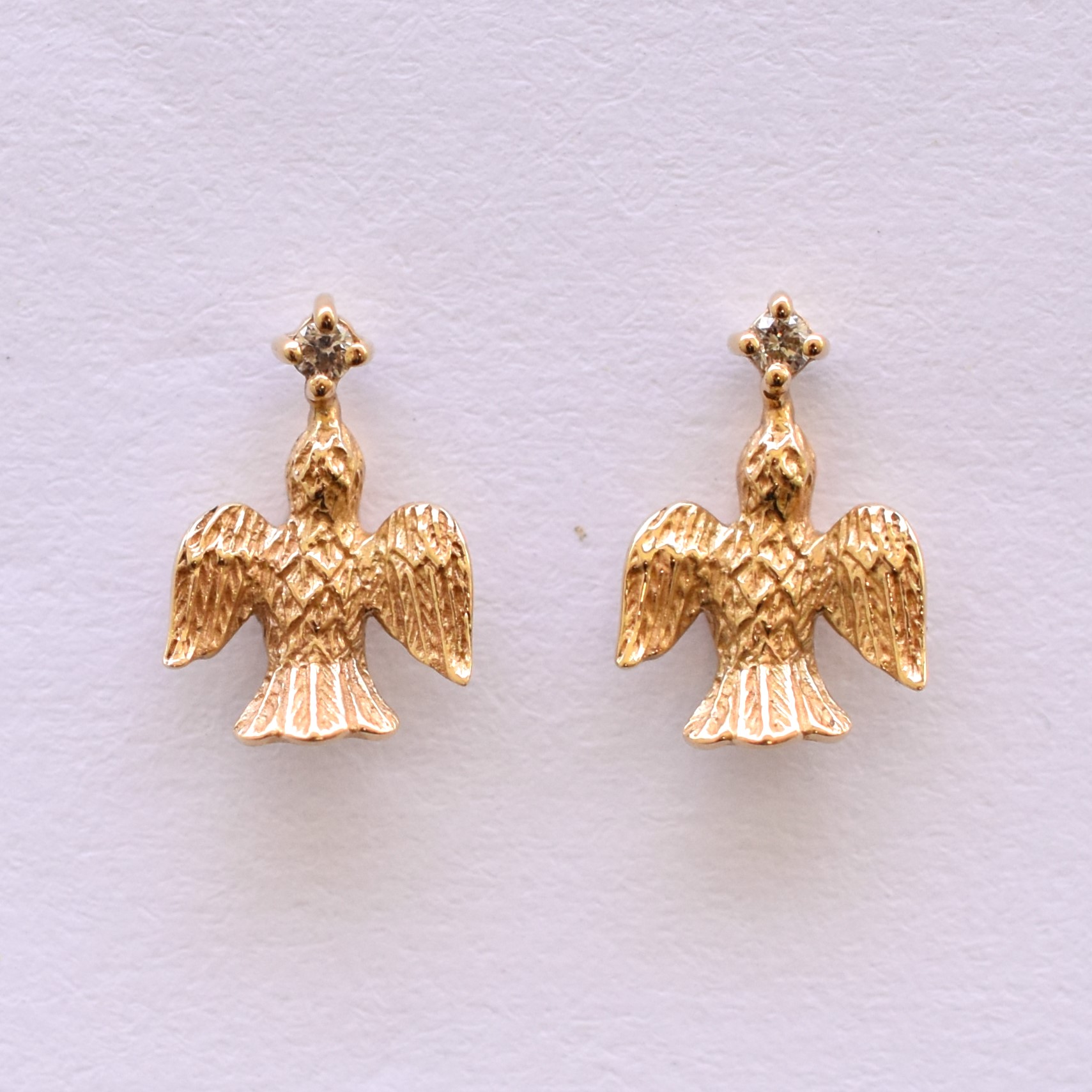 【109E0021-1】K10YG　鑽石　鴿　耳釘（ダイヤモンド　ハト　ピアス）