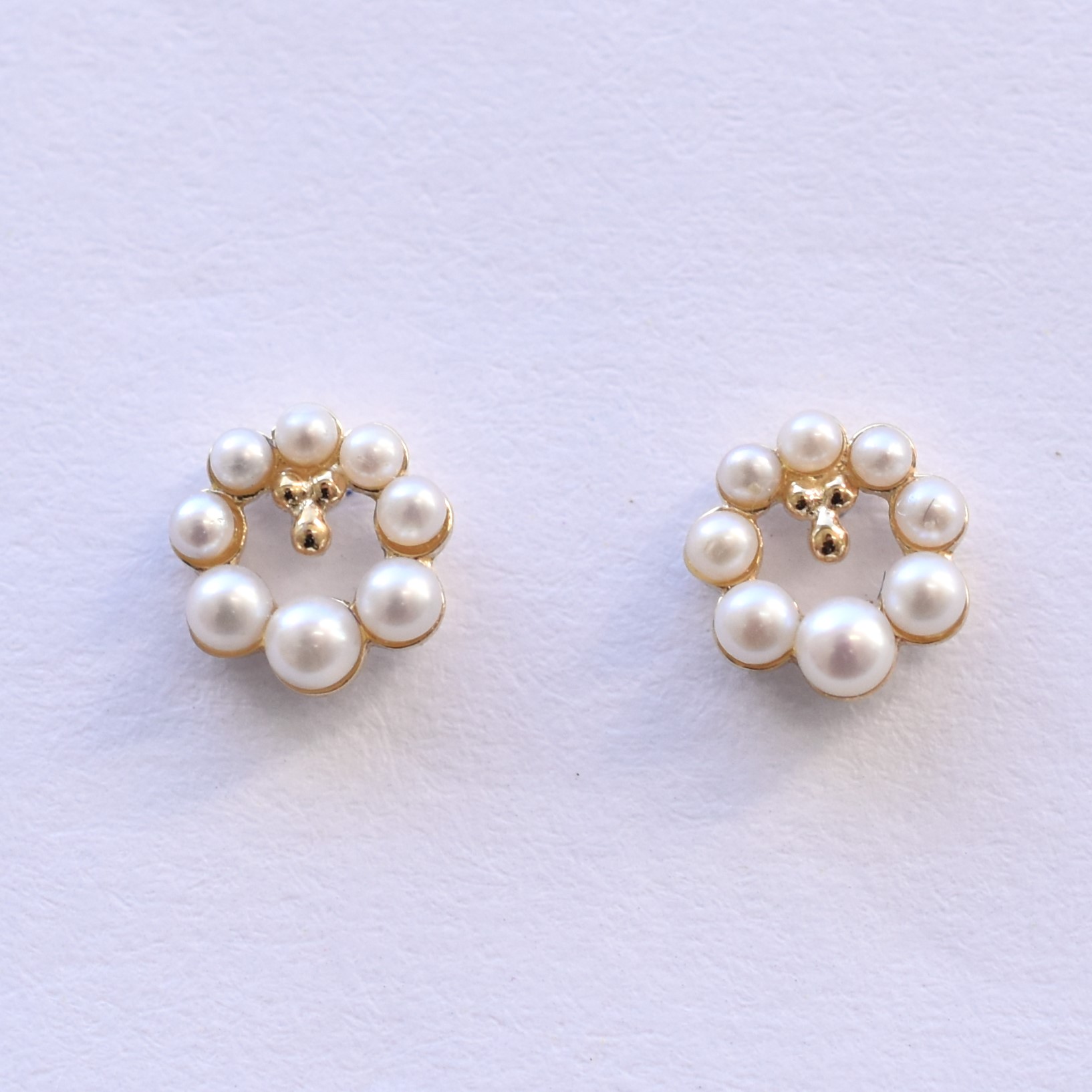 【109E0071-1】K10YG　淡水珍珠　耳釘（淡水パール　ピアス）