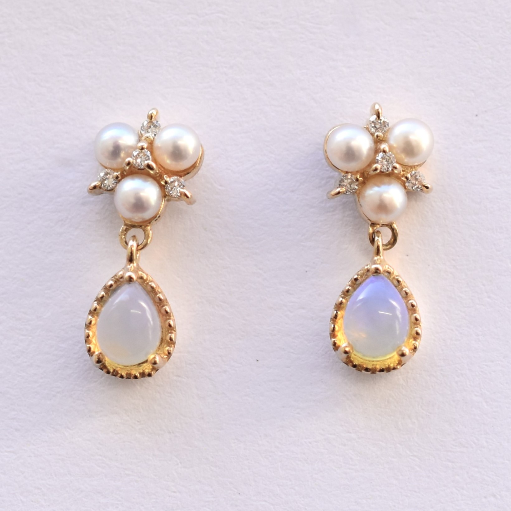 【109E0108-1-OP】K10YG　蛋白石＆淡水珍珠　耳釘（オパール＆淡水パール　ピアス）