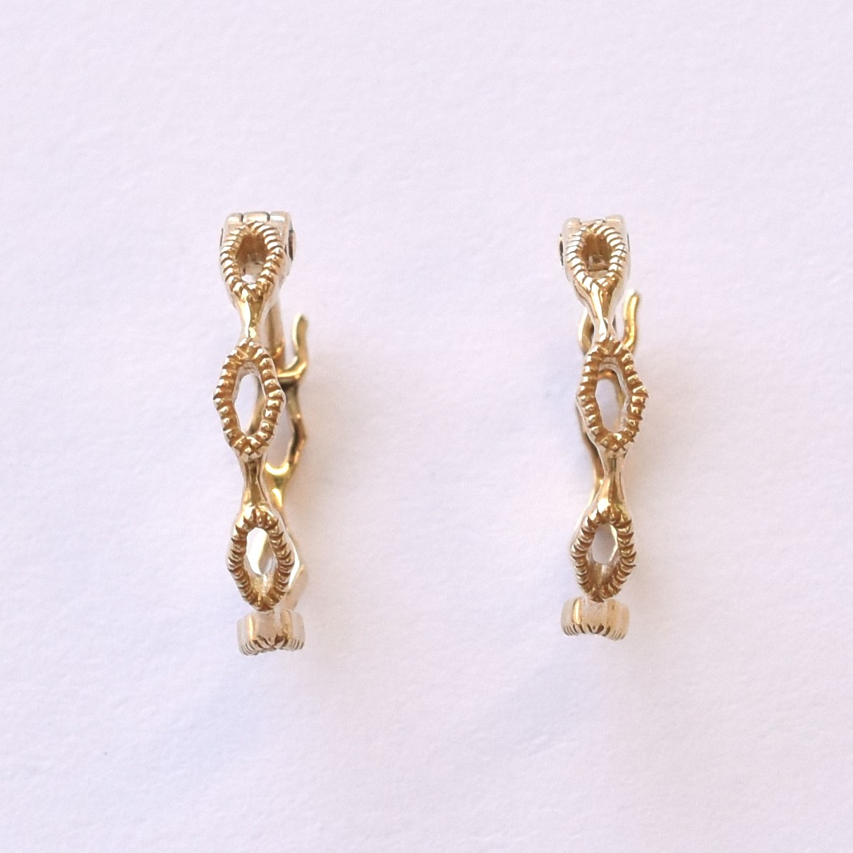 【109E0203-1】K10YG　素圈⑧　耳釘（フープ⑧　ピアス）